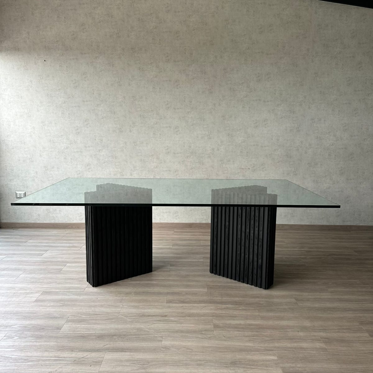 Mesa de comedor Arrow
