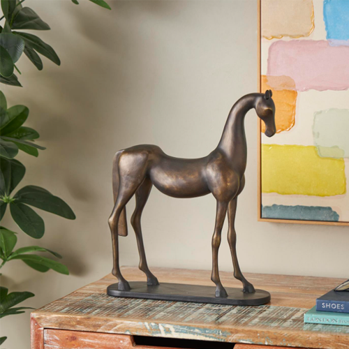 Caballo alzado