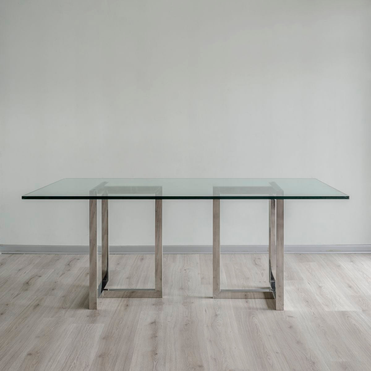 Mesa  de comedor Base T  Acero Opaco
