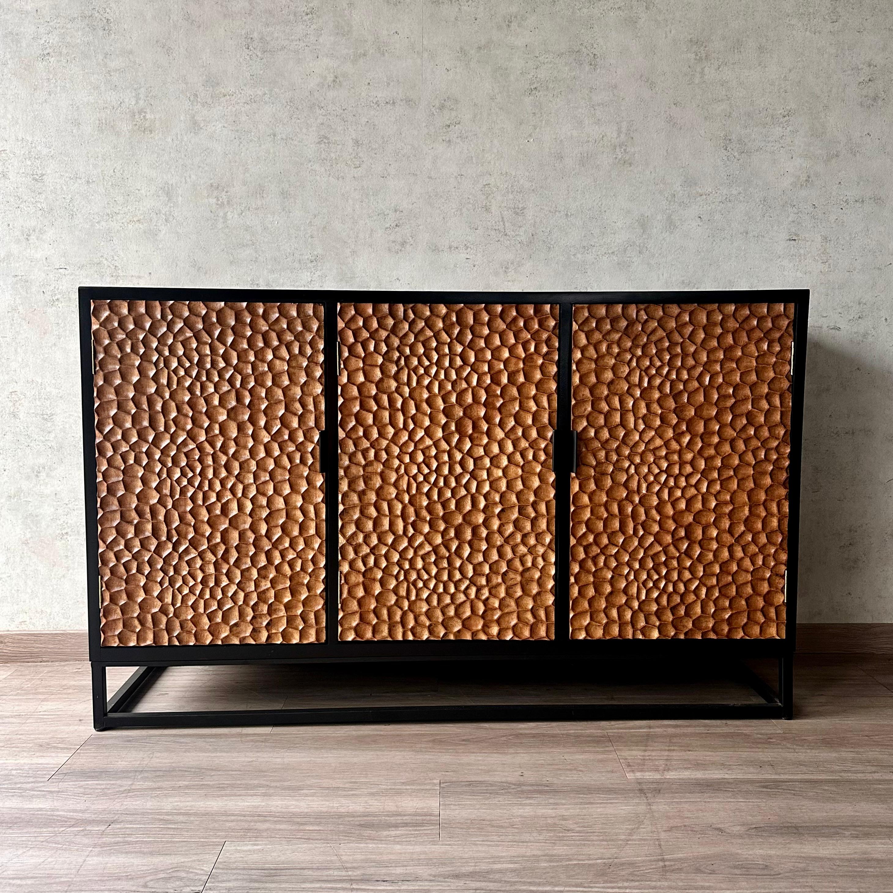 Cabinet Martillado