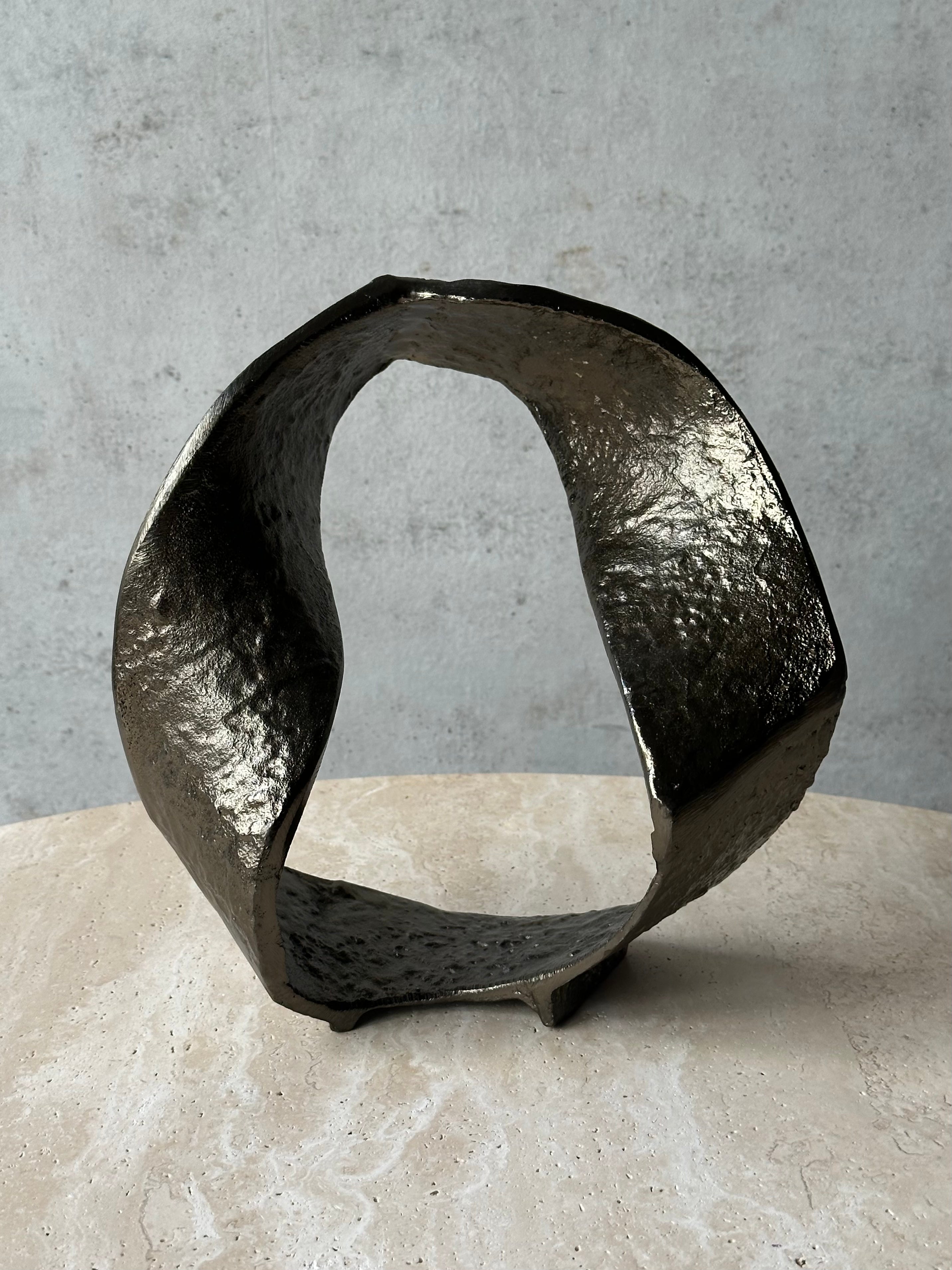 Figura Ring Antique