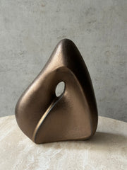 Figura Elegant Triangle