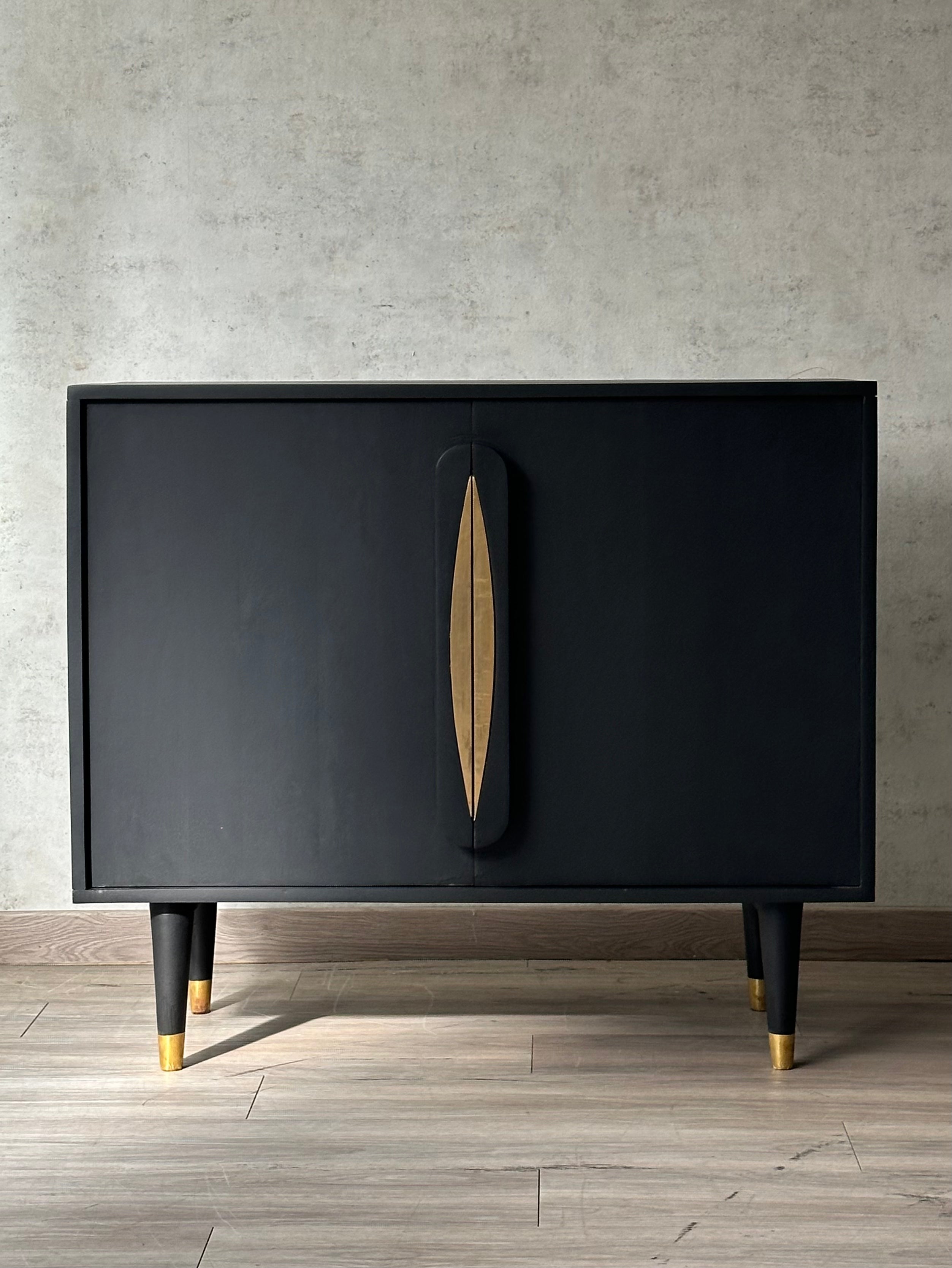 Cabinet Elegant Black