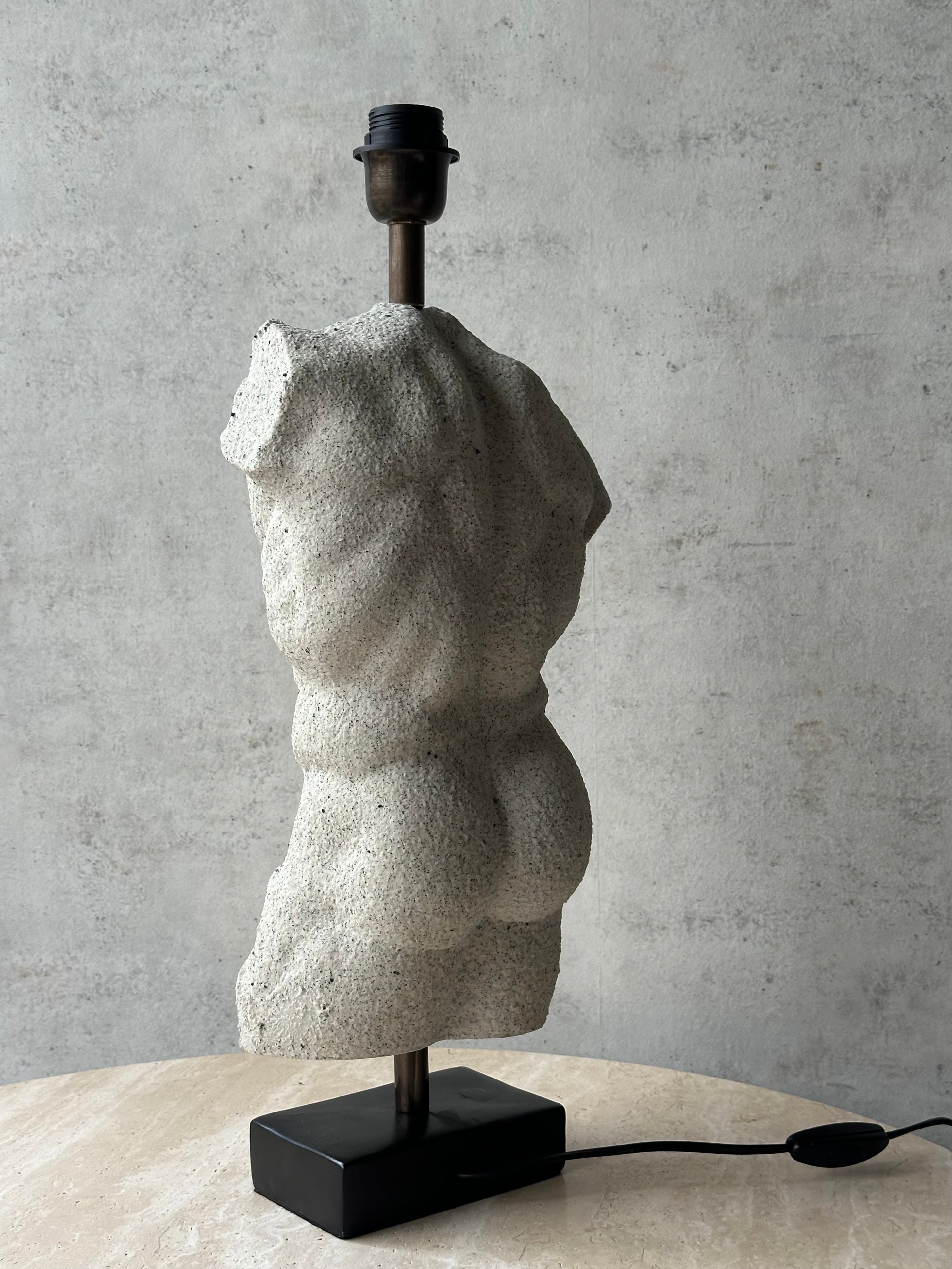 Base Lámpara Torso