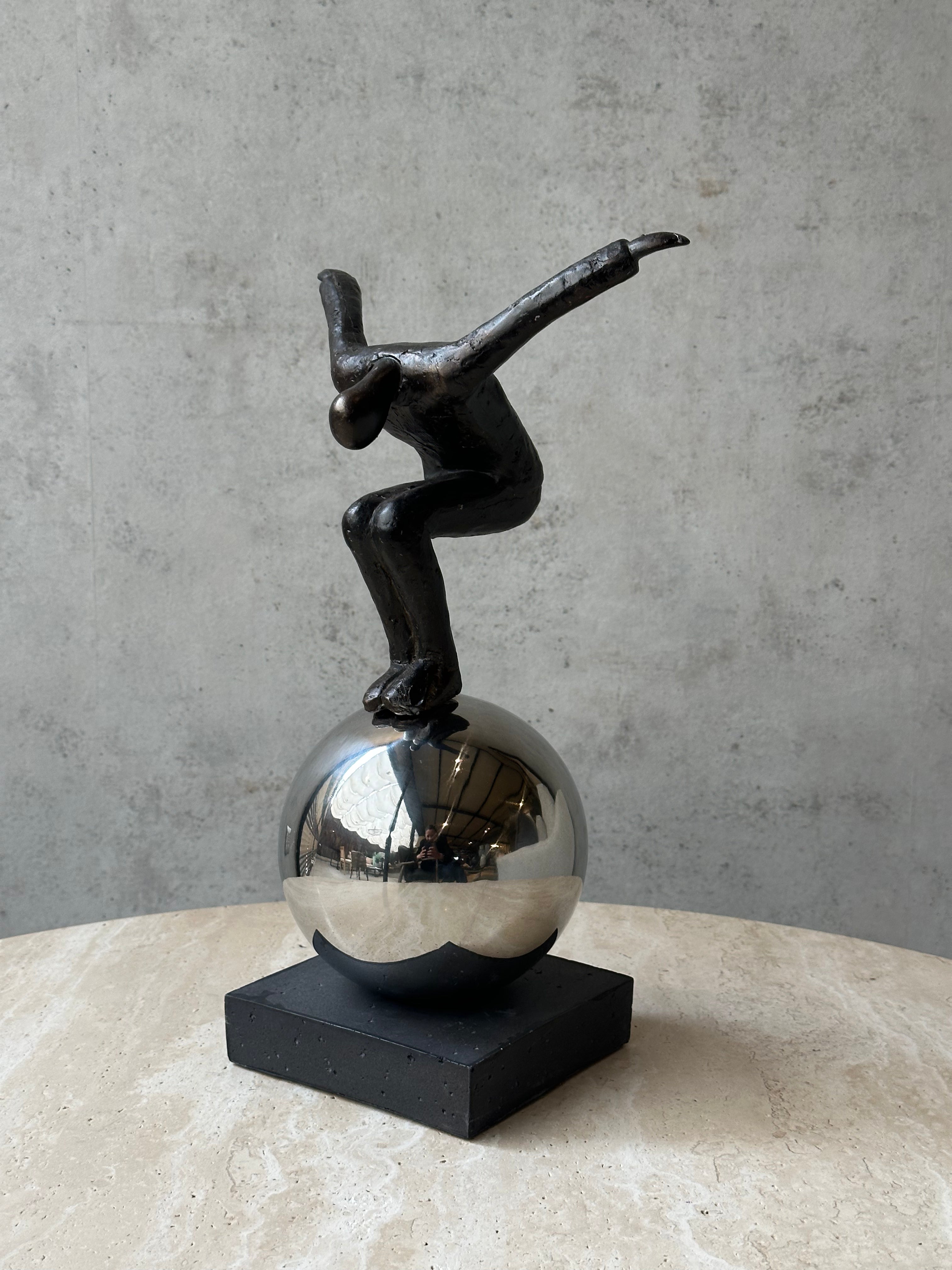 Figura Elegant Saltador