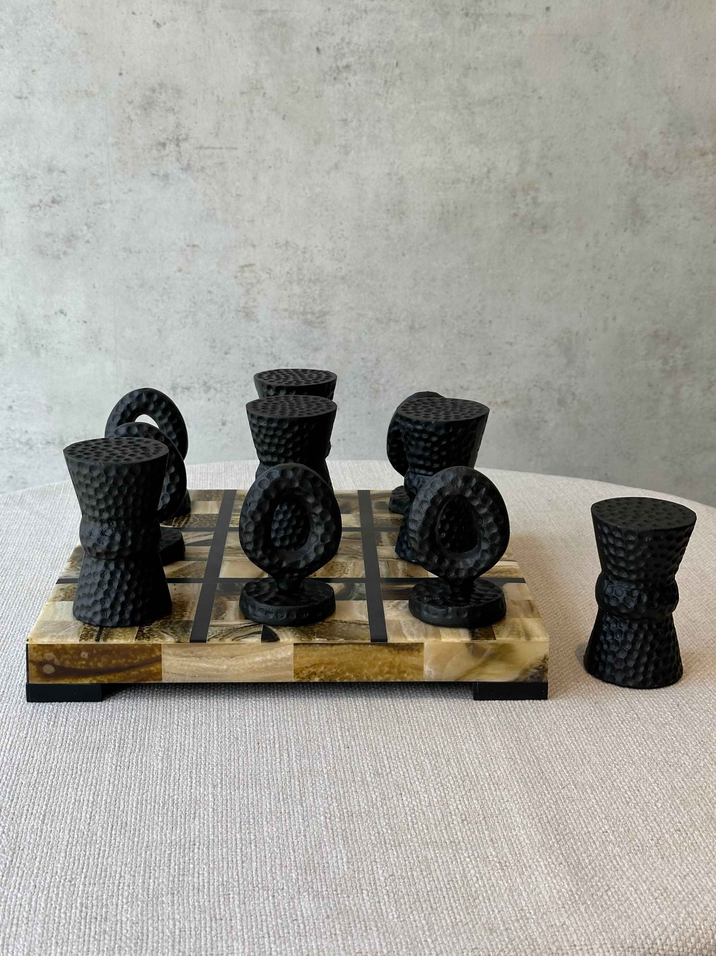 Tic Tac Toe Black