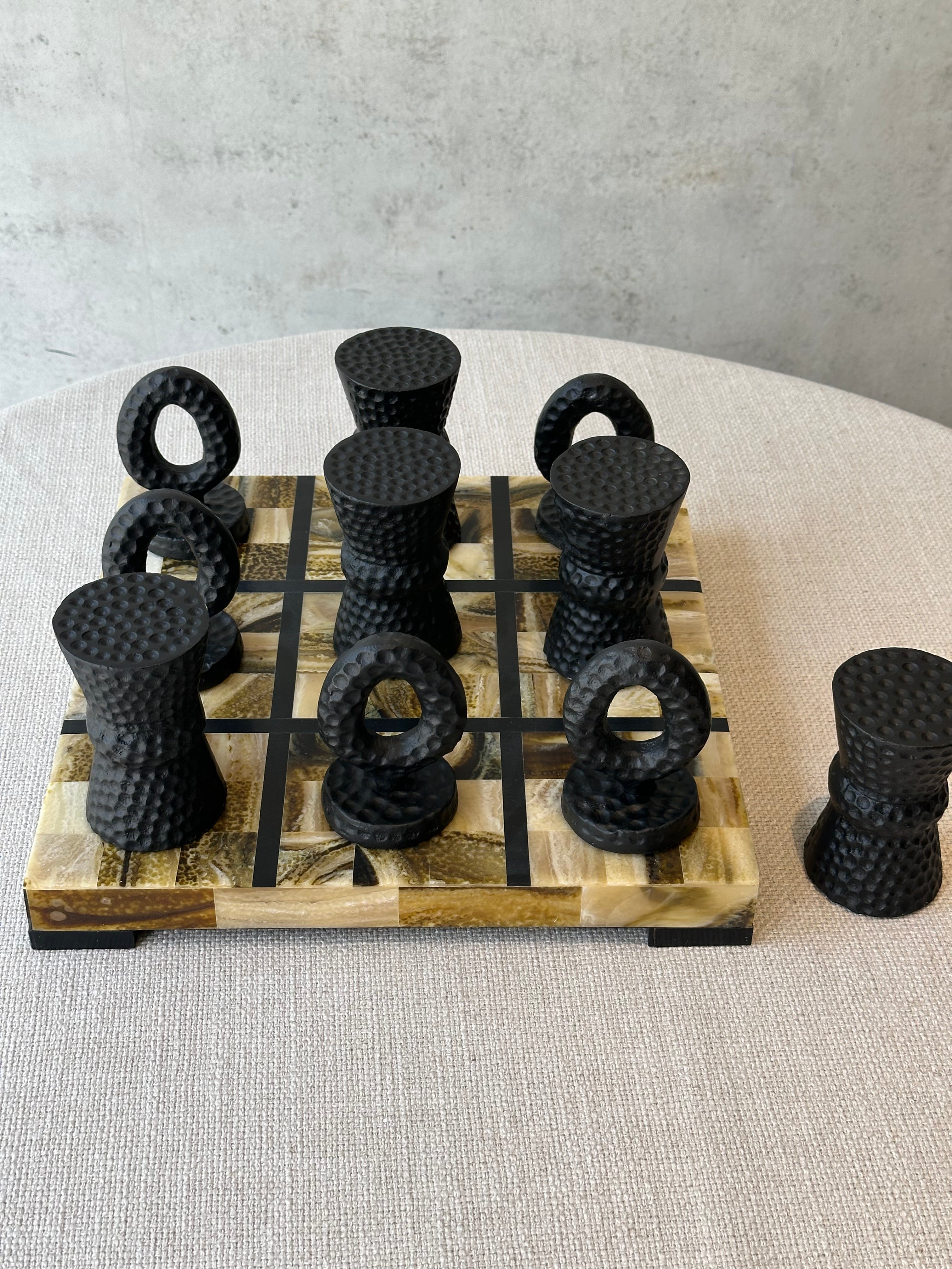 Tic Tac Toe Black