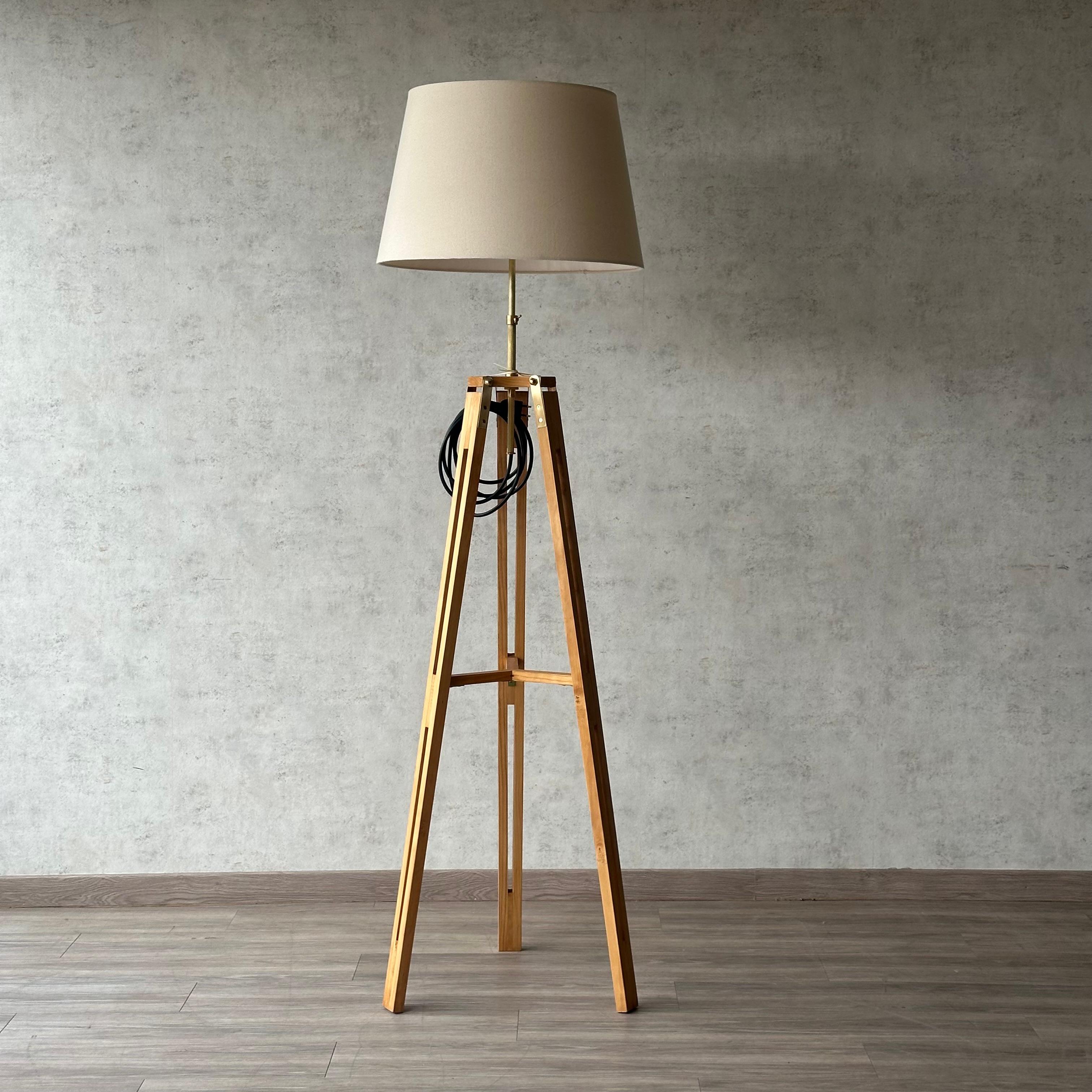 Lampara Tripode Madera