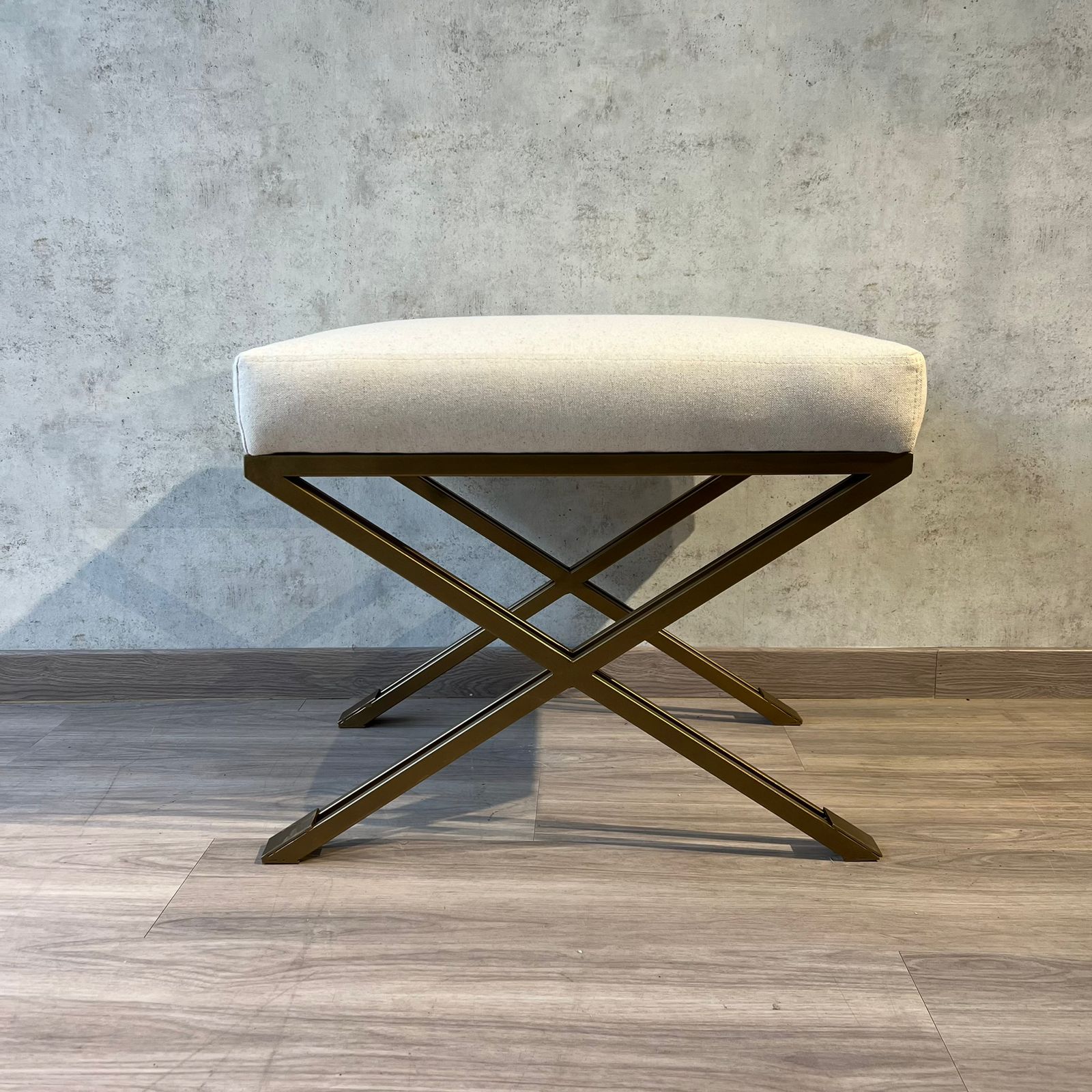 Banqueta cruceta 60 x 40