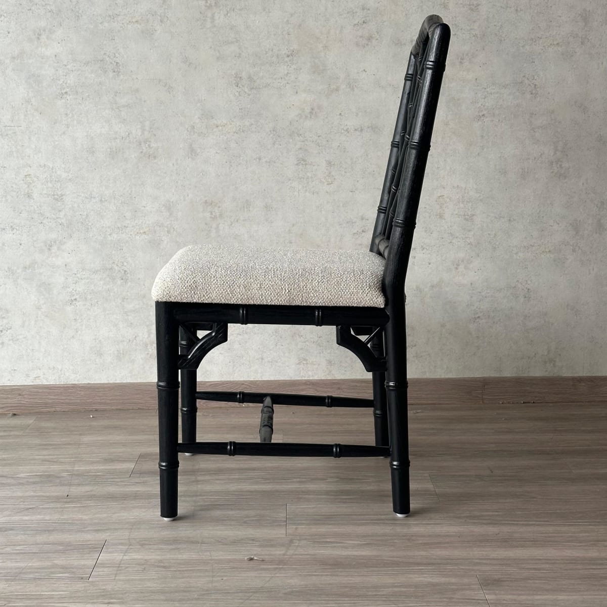Silla Japandi Black